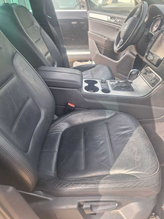 Vw Touareg 3.0 TDI ,240 к.с. , 60 броя на части