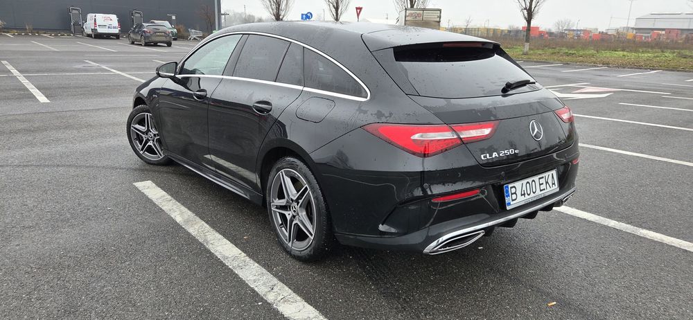 Mercedes Cla 250 e  hibrid AMG line