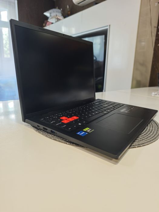 Gaming Acer Nitro Lite 16 NL16-71G-57M9