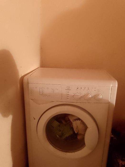 Машинка стиральная