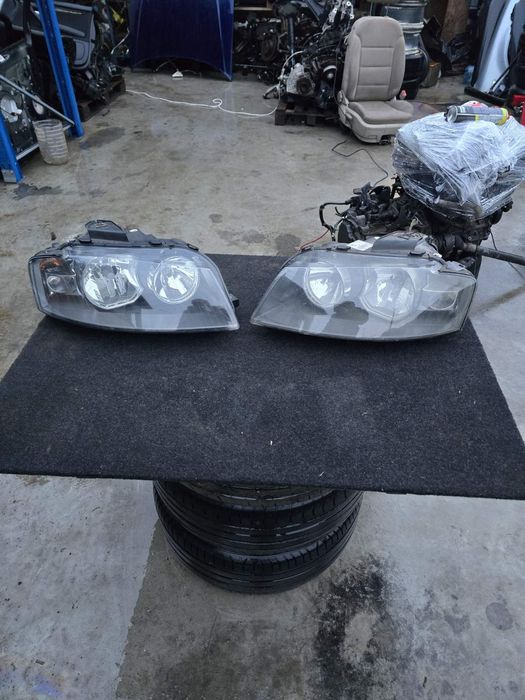 Фарове  ауди а3 8п ляв и десен
