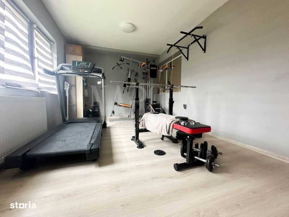 Casa 6 camere de vanzare in Andrei Muresanu, Cluj Napoca