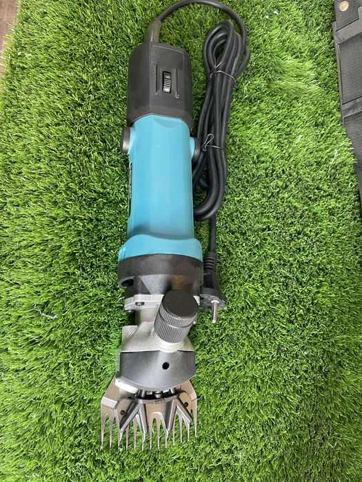 Куй жунини оладигон машинка Quy junini oladigon mashinka