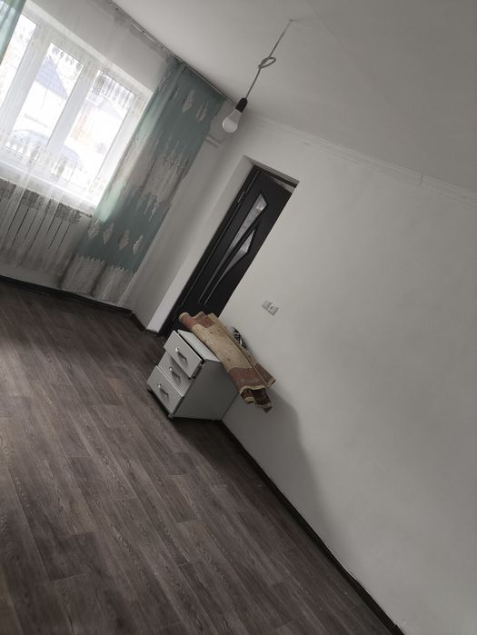 Квартира беріледі 2бөлмелі времянка