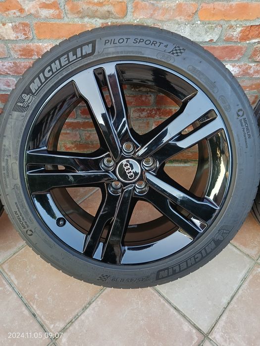 Jante originale "19 audi A6 C8 2022, anvelope Michelin 245 45 R19 AO
