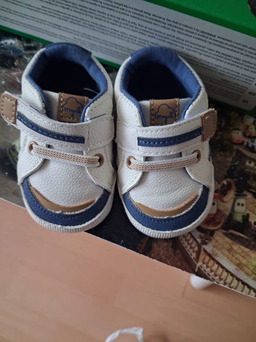 Mocasini nou nascuti