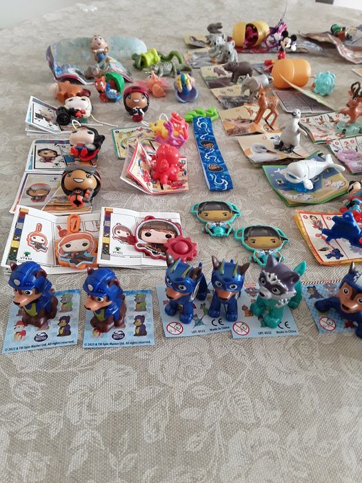 Играчки киндер Kinder