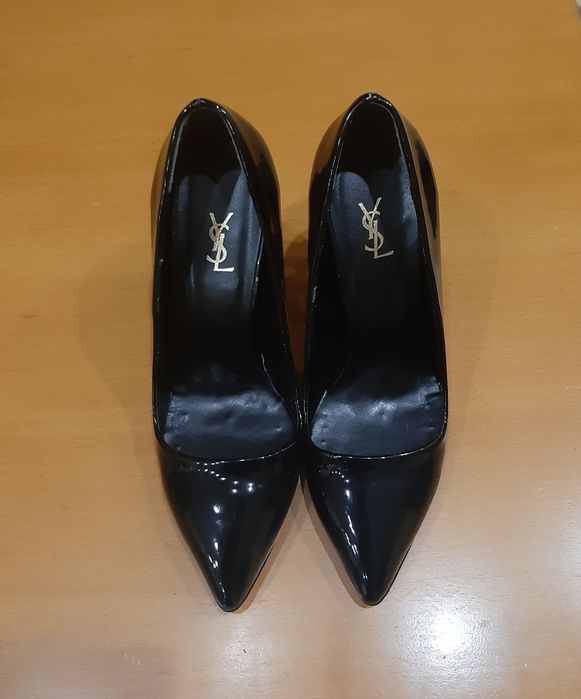 Луксозни дамски обувки на ток ISL,черен лак