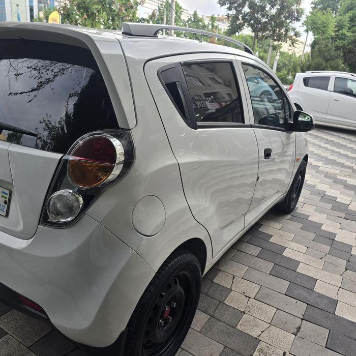 Chevrolet Spark 2012 — 6