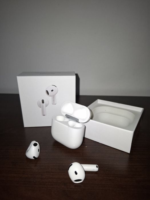Airpods 4 cu Active Noice Cancellation *cu factura*