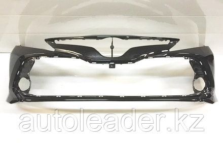 Бампер / Решетка на Toyota Camry 70 / Камри 70