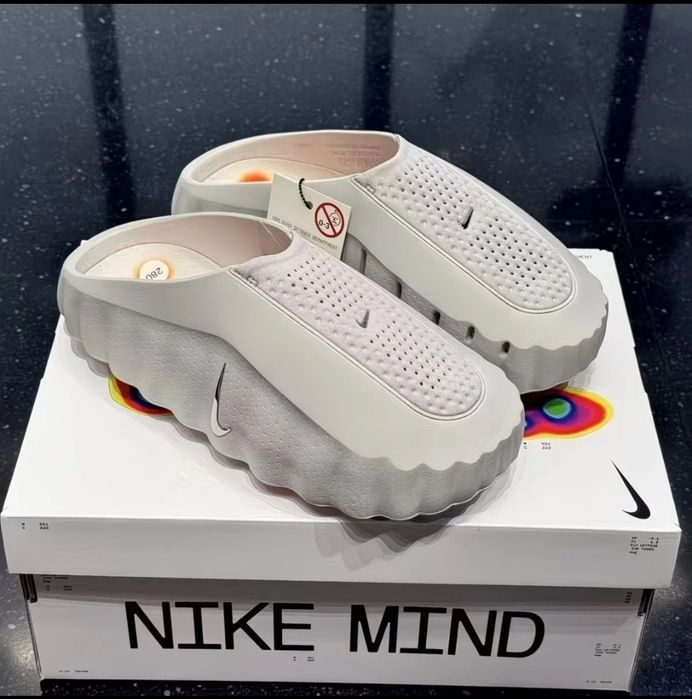 Nike W Mind 001.