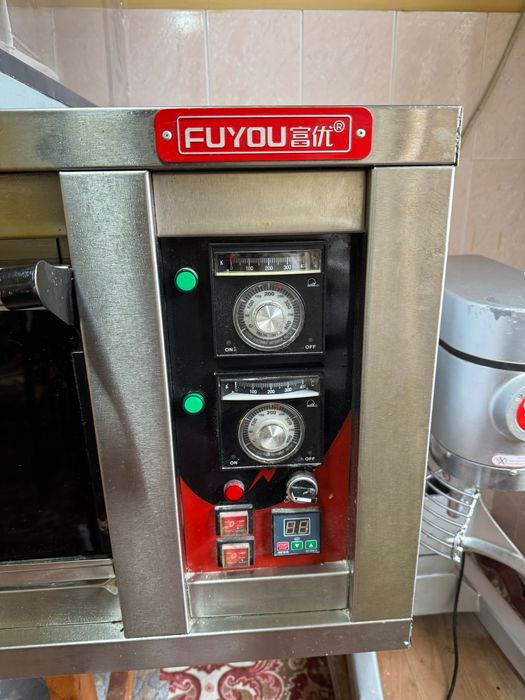 Печь 3 подносная, pech 3 ta podnosli