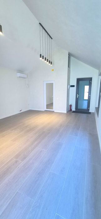 Inchiriez casa/birou 43 mp +curte cartier Oncea platou 500 e