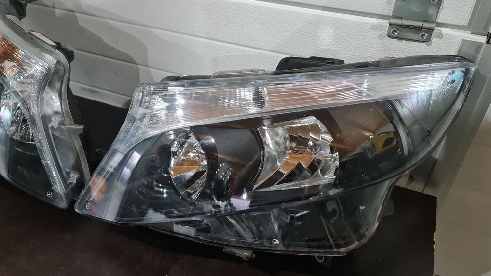 Far stanga dreapta Mercedes Vito V-Class W447 H7 Halogen