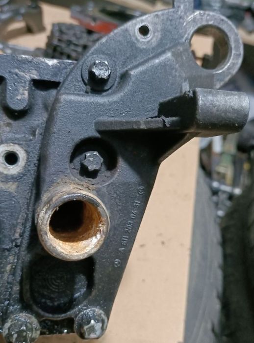 Suport capac : E , C Class,Vito,Sprinter...posibilitate expediere cole