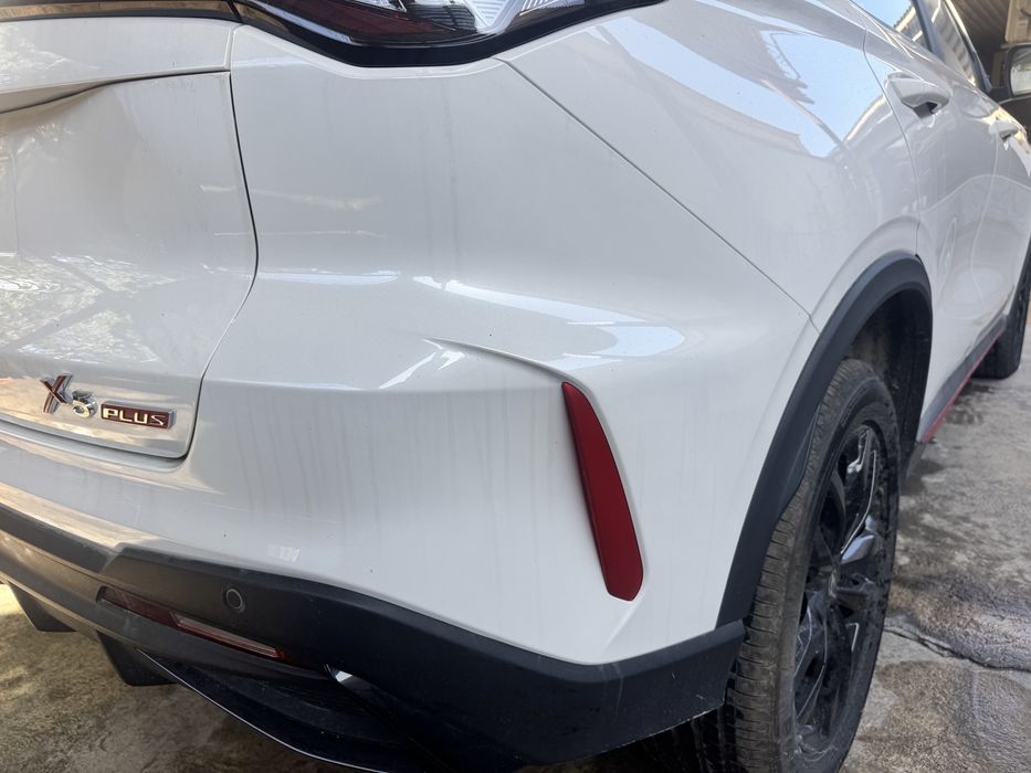 Задний бампер на Changan x5 plus