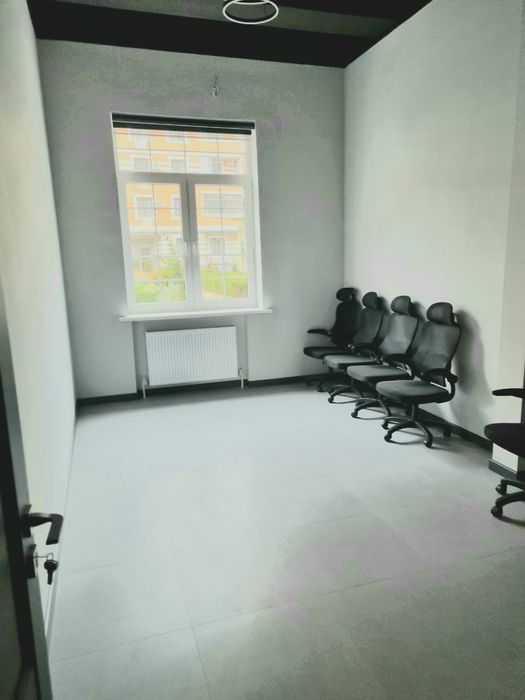 Комерческое пом-ние 208кв.1эт+цоколь ЖК "Гринвич" вдоль дороги