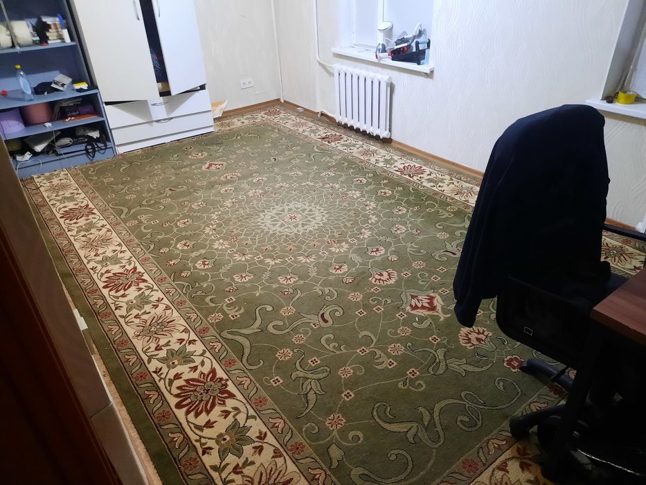 Ковер в хорошем состояний 5*3м