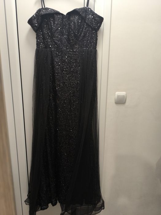 Официална рокля с пайети