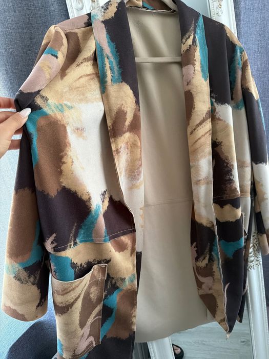 Дамска наметка, блейзър