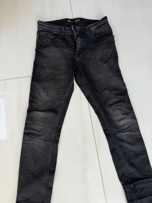 Blugi barbati Diesel