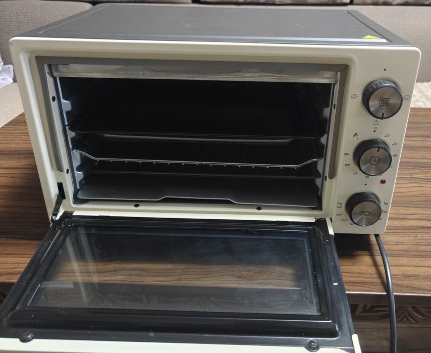 Мини фурна Snaige SNO-20CR