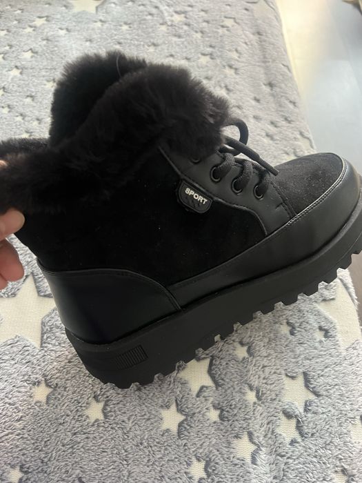 Обувь  женская  зимняя