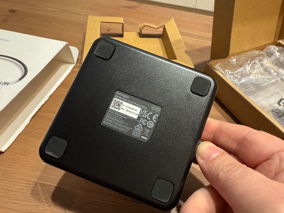 Docking (adaptor/multiplicator porturi) laptop USB 4.0, 2xHDMI suporta rezolutie 8K