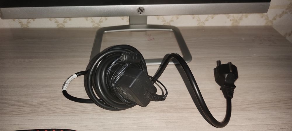 Монитор HP 22es, 21.5" 1920x1080, 60 Гц, IPS