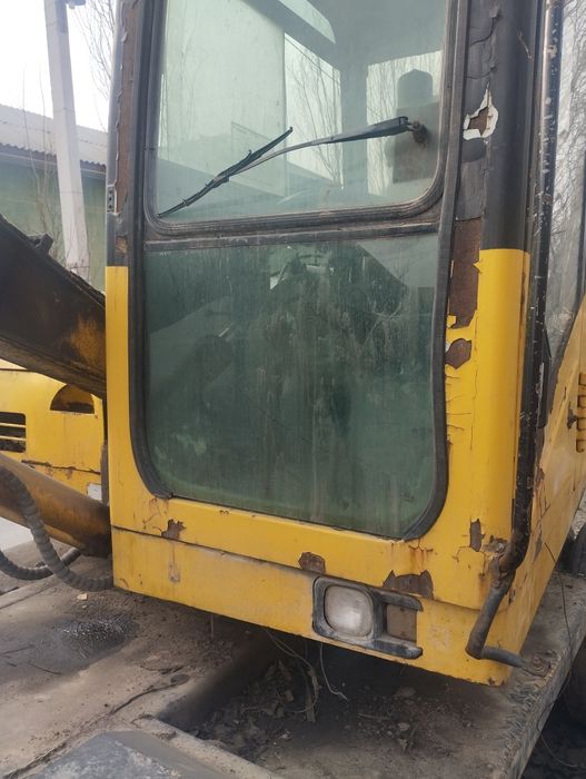 Экскаватор погрузчик