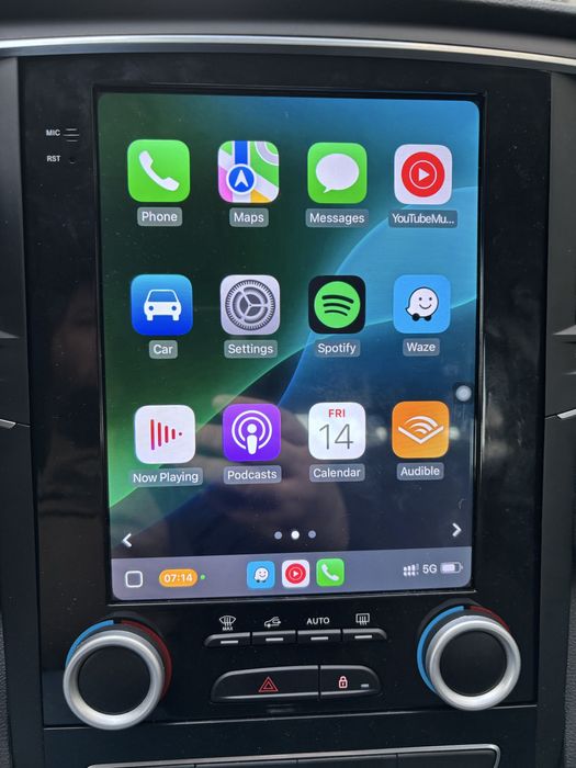 Navigatie Renault cu Android Auto CarPlay Multimedia GPS 4 GB