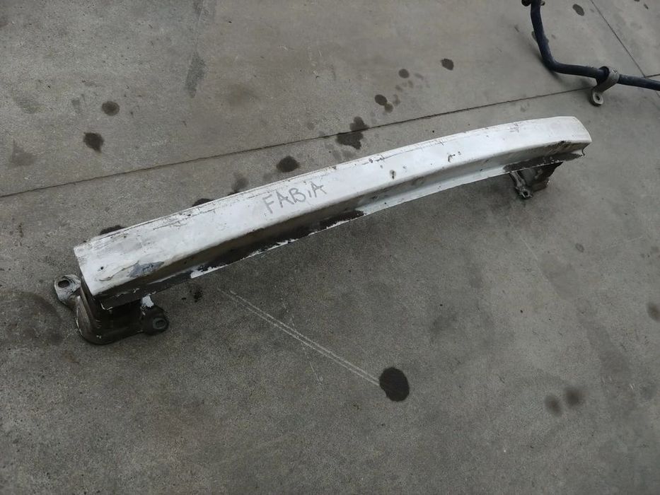 intaritura armatura bara spate  skoda fabia 1 6y