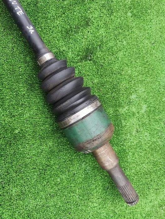 Привод задний левый Мазда Трибут Mazda Tribute