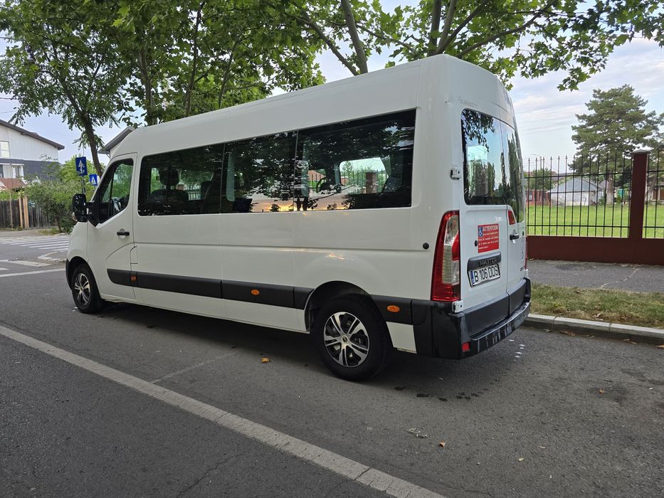 Inchiriez microbuz 8+1