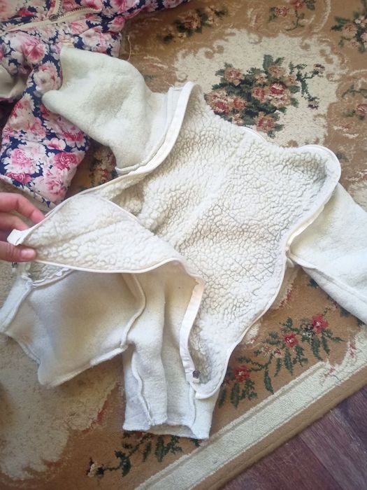 Продаю комбинезон для девочек