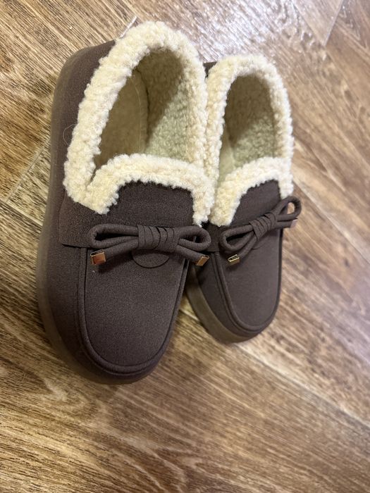 Продаю обувь демисезонный