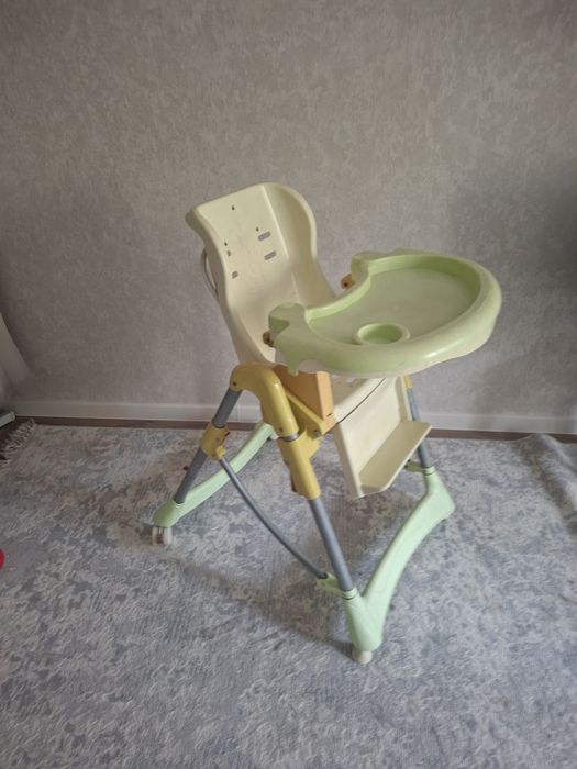 Продам детский стульчик,цена 7тыс