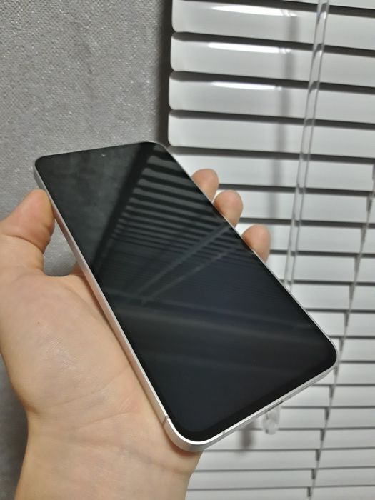 Samsung S24 FE 8/256