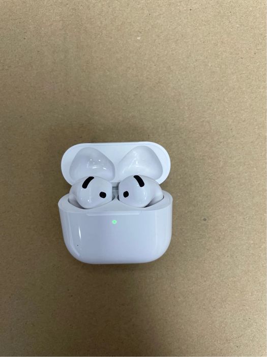 Apple Airpods 4 / Внос от САЩ