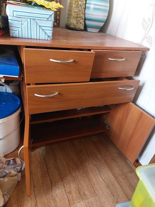 Компьютерный стол