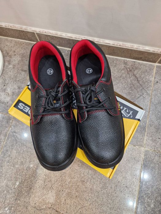 Работни мъжки обувки