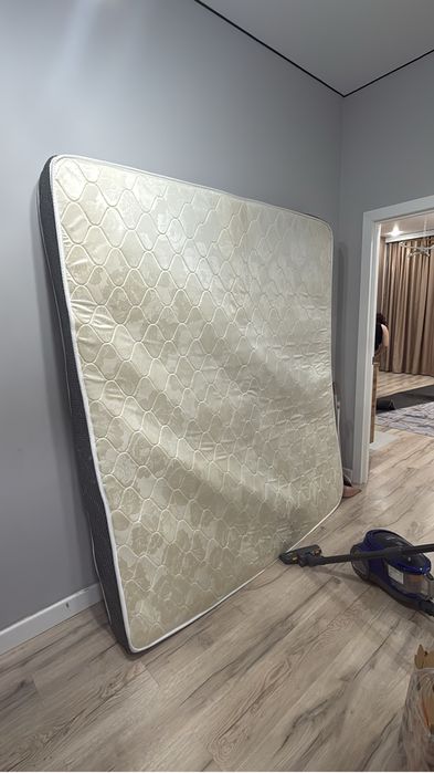 Матрас для кровати 180*200