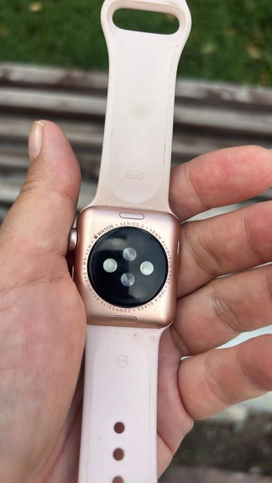 Продам часы Apple watch