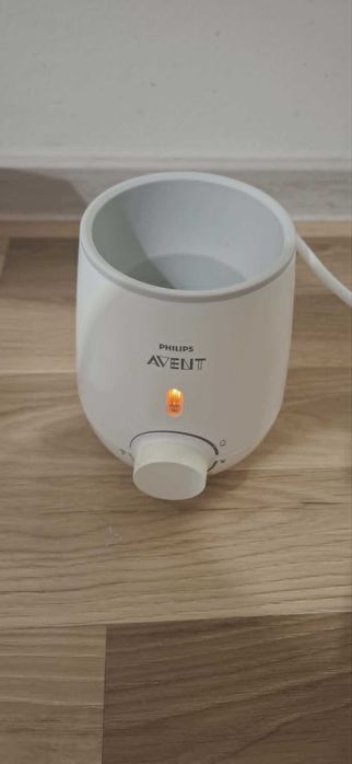 Нагревател за шишета Philips Avent + подарък термометър