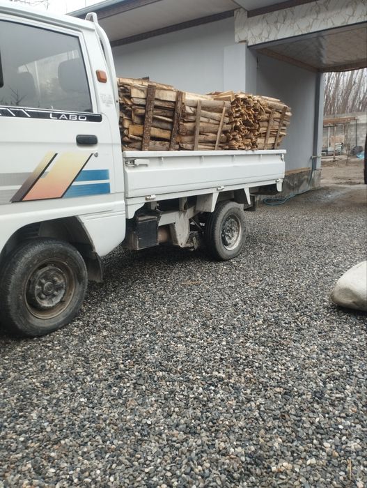 Yozgi quruq otin dastafka vodiy boylab