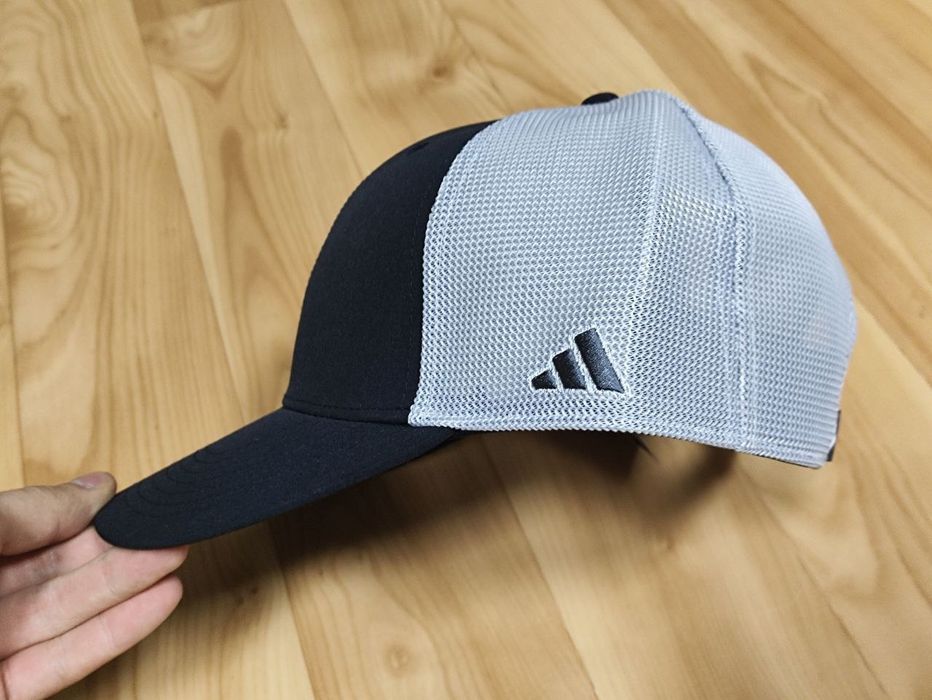 Кепки Adidas козырек,бейсболка