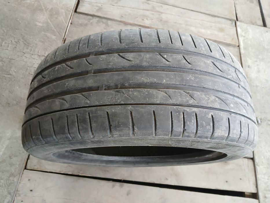 Продам шину на запаску
