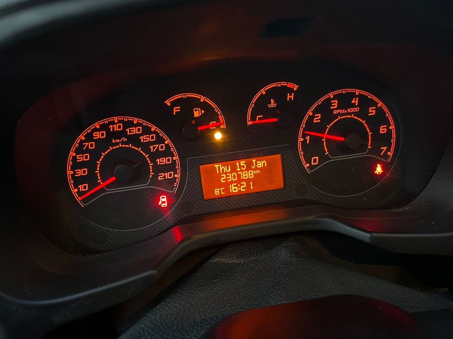 Fiat Fiorino 2017 1,4 бензин 80кс Евро 6В 231000км реални, като нов