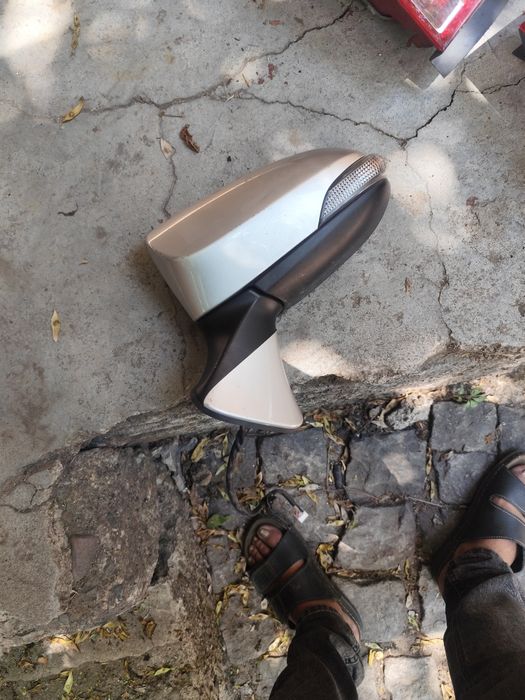 Ляво огледало за toyota verso и 2007 година и нагоре